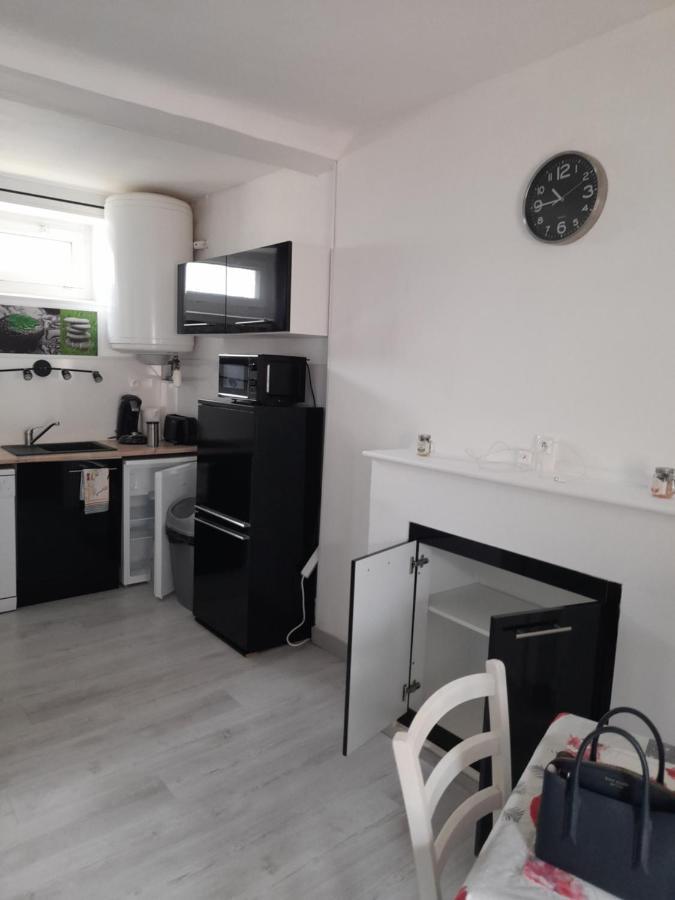 Promo Studio Wi-Fi A Courseulles-Sur-Mer Au 1Er Etage Exterior photo